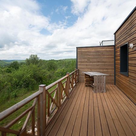 Lot En Dock 3 Logements Atypiques Et Ecologiques En Vallee De La Dordogne Souillac Exterior photo