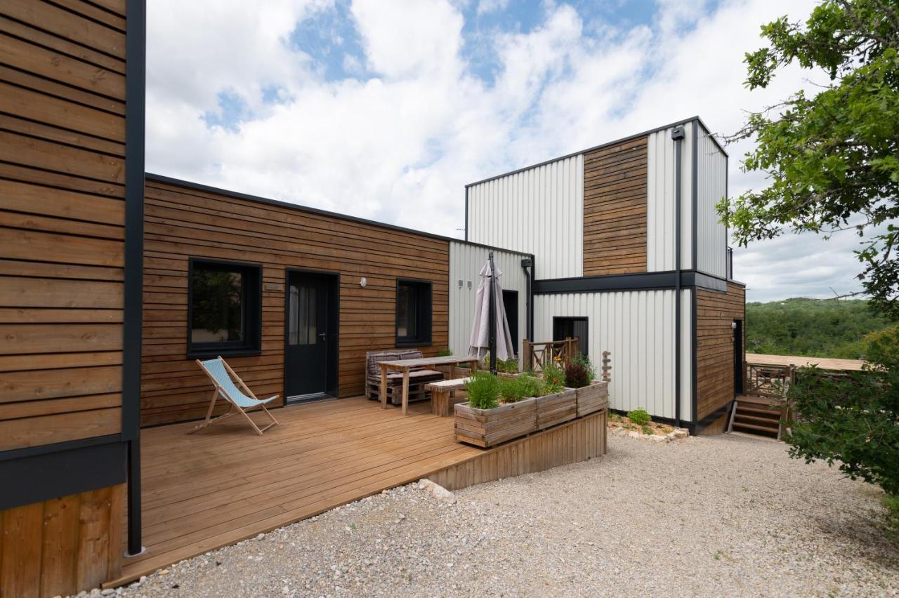 Lot En Dock 3 Logements Atypiques Et Ecologiques En Vallee De La Dordogne Souillac Exterior photo