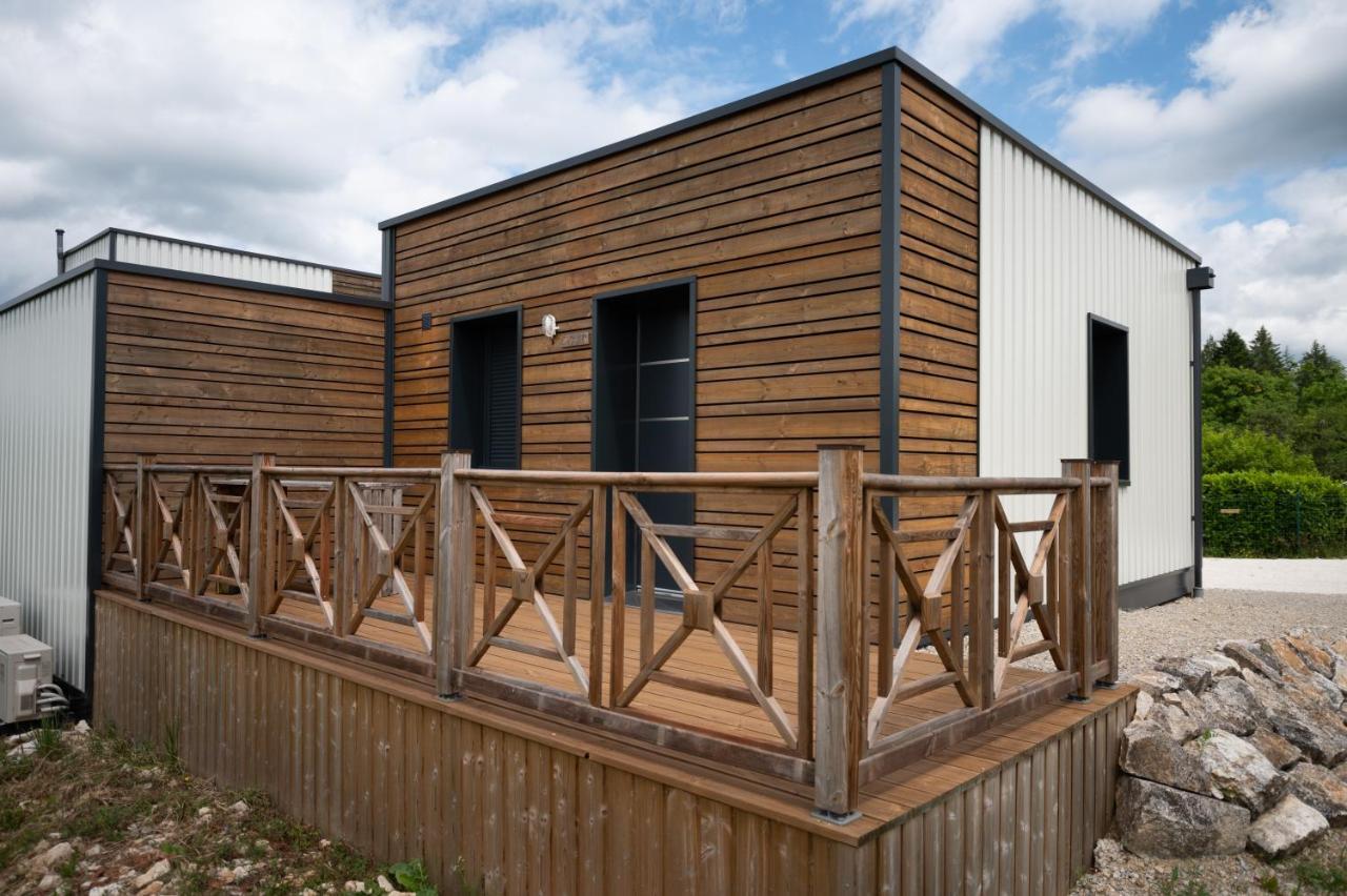 Lot En Dock 3 Logements Atypiques Et Ecologiques En Vallee De La Dordogne Souillac Exterior photo